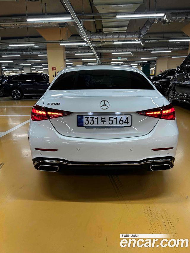 Mercedes-Benz C-Class W206 C200 AMG Line - фото 1