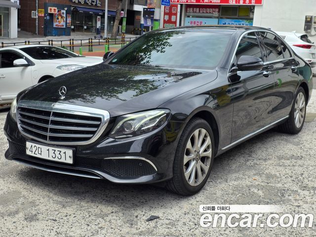 Mercedes-Benz E-Class W213 E220d 4MATIC Exclusive - фото 2