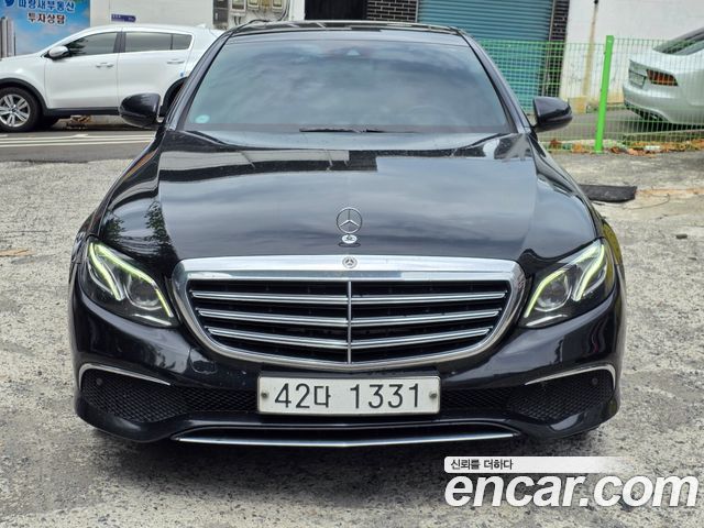 Mercedes-Benz E-Class W213 E220d 4MATIC Exclusive - фото 4