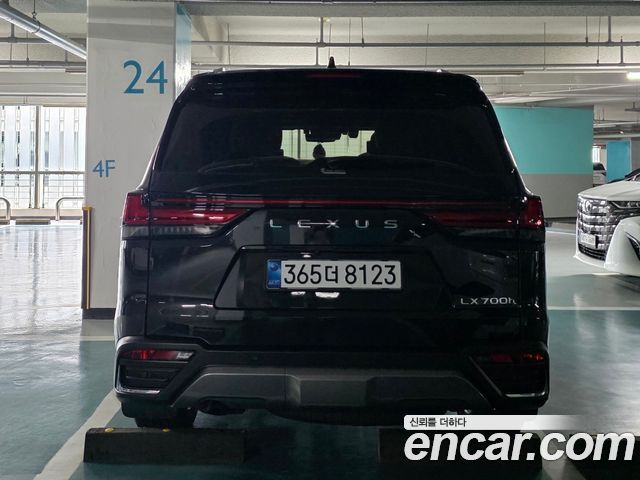 Lexus LX 4-го поколения 700h VIP - фото 2