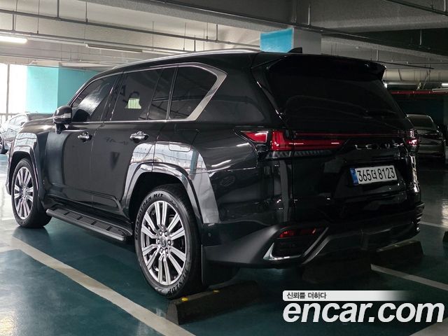 Lexus LX 4-го поколения 700h VIP - фото 3