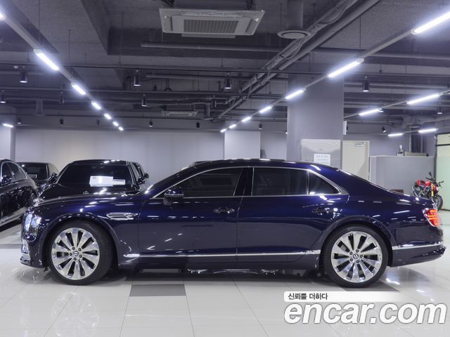 Bentley Flying Spur 3-го поколения 4.0 - фото 1
