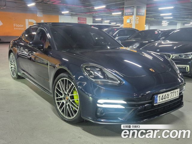 Porsche Panamera 2.9 AWD E-Hybrid Platinum Edition - фото 4