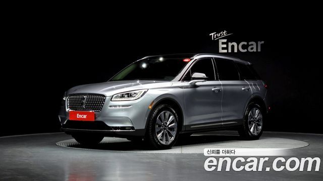 Lincoln Corsair 2.0 Reserve AWD - фото 0
