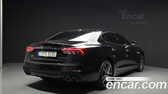 Maserati Quattroporte Q4 Modena - фото 1