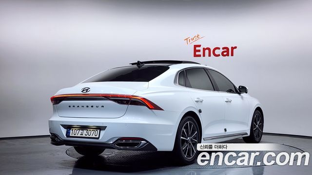 Hyundai Grandeur New IG 2.5 Le Blanc - фото 1