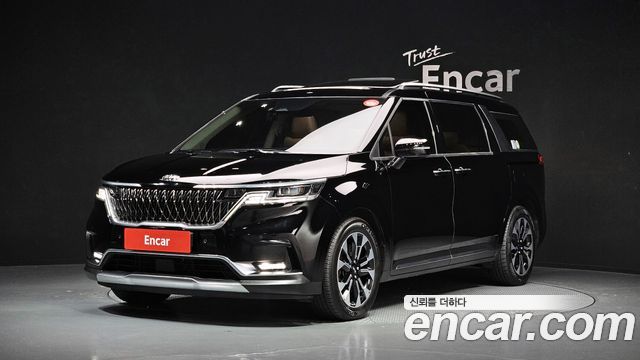 Kia Carnival 4-го поколения 9-Seater Noblesse - фото 0