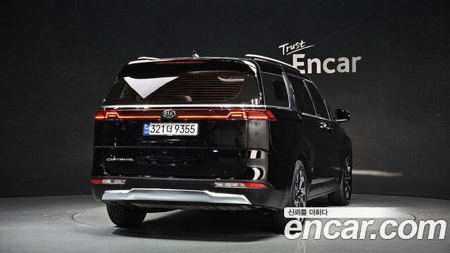 Kia Carnival 4-го поколения 9-Seater Noblesse - фото 3