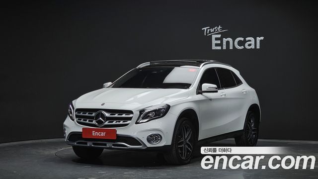 Mercedes-Benz GLA-Class X156 GLA220 - фото 0