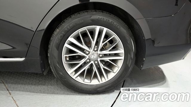 Hyundai Grandeur IG 3.0 LPi Modern (Rental Car) - фото 4