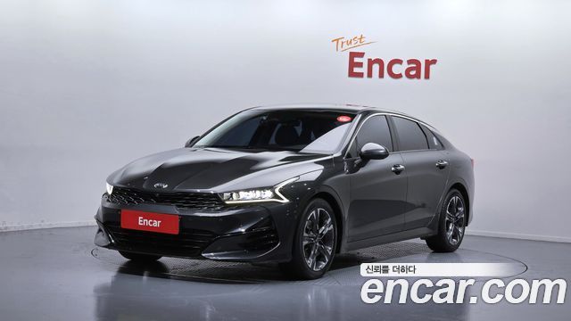 Kia K5 3-го поколения 2.0 Signature - фото 0