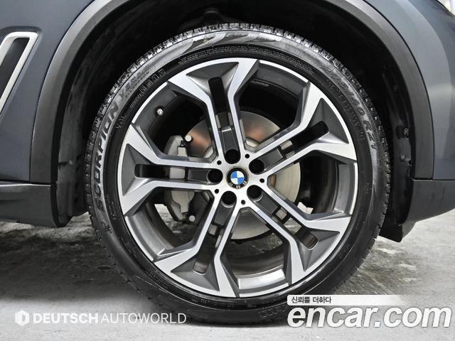 BMW X5 G05 xDrive 40i xLine - фото 4