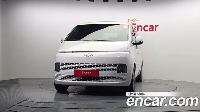 Hyundai Staria 4WD Tourer 9-Seater Modern - фото 2