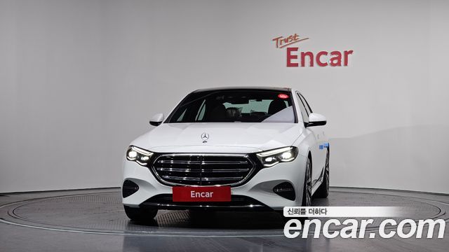 Mercedes-Benz E-Class W214 E300 4MATIC Exclusive - фото 2