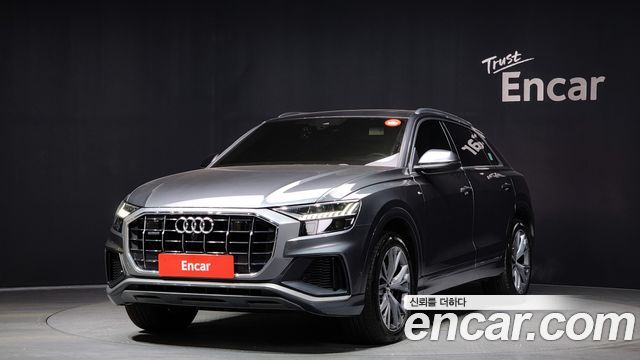 Audi Q8 50 TDI Quattro Premium - фото 0