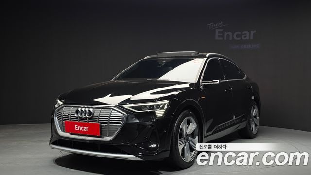 Audi e-Tron 55 Quattro Sportback - фото 0