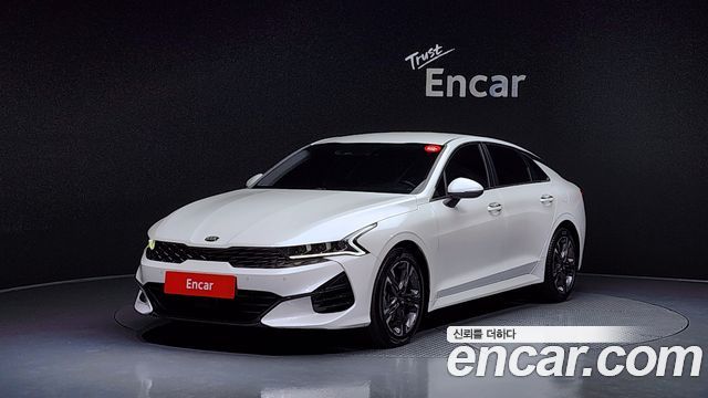 Kia K5 3-го поколения 2.0 Prestige - фото 0