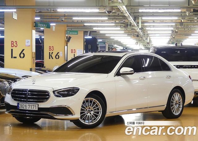 Mercedes-Benz E-Class W213 E250 Exclusive - фото 0