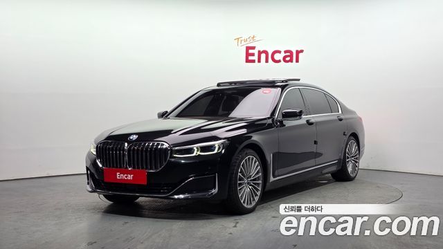 BMW 7 Series G11 740Li xDrive Design Pure Excellence - фото 0
