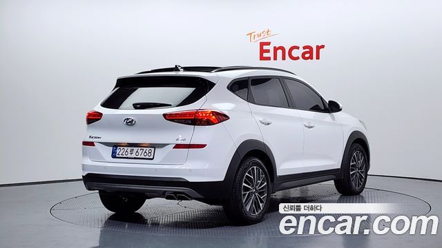 Hyundai Tucson All New Diesel 2.0 2WD Modern - фото 1