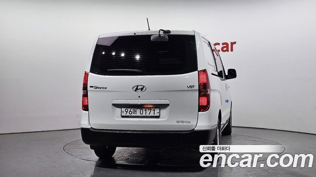 Hyundai Starex New Van 5-Seater Style - фото 3