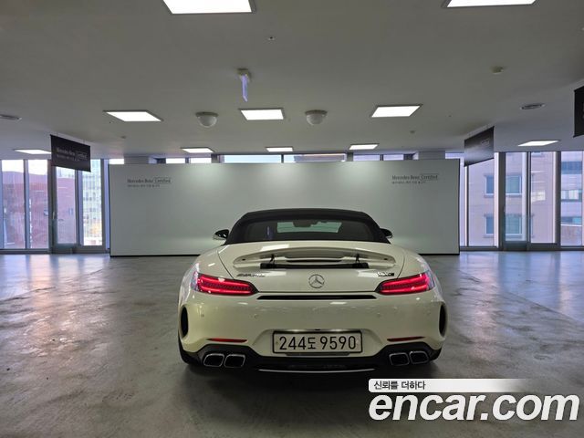 Mercedes-Benz AMG GT 4.0 C Roadster - фото 3