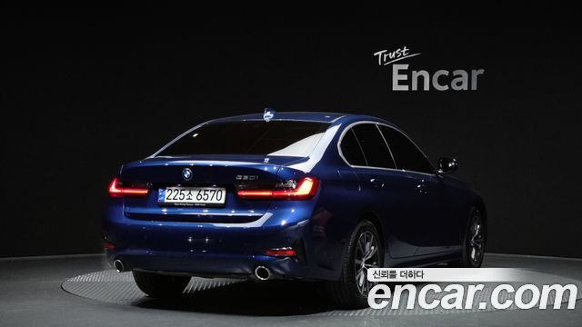 BMW 3 Series G20 320i - фото 1