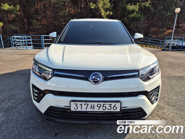 SsangYong Tivoli Gasoline 1.5 2WD V3 - фото 0