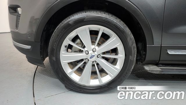 Ford Explorer 2.3 Limited 4WD 5th - фото 4