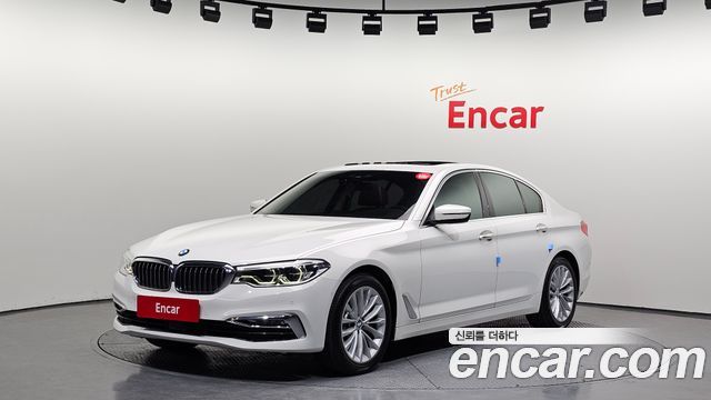 BMW 5 Series G30 530i xDrive Luxury Plus - фото 0