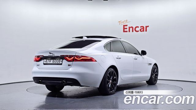 Jaguar XF X260 25t Prestige - фото 1