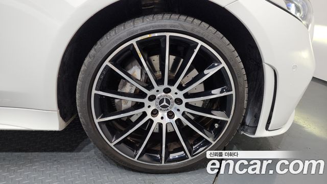 Mercedes-Benz CLS-Class C257 CLS450 4MATIC AMG Line - фото 4