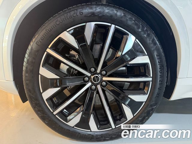 Volvo XC90 2-го поколения T8 Ultra Bright Hybrid - фото 4