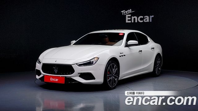 Maserati Ghibli 3.0 Modena 3rd - фото 0