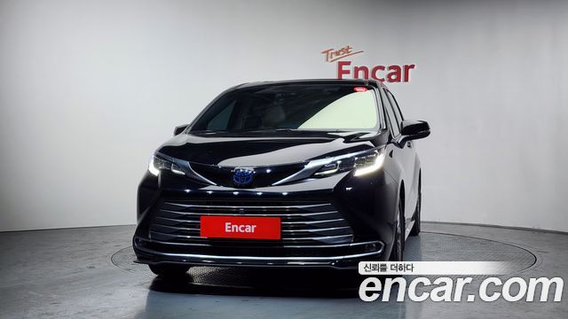 Toyota Sienna 4-го поколения 2.5 Hybrid AWD - фото 2