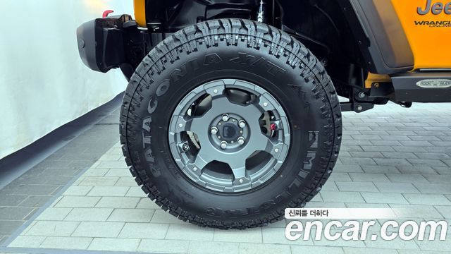 Jeep Wrangler JL 2.0 Rubicon Power Top 4-Door Nacho Edition - фото 4