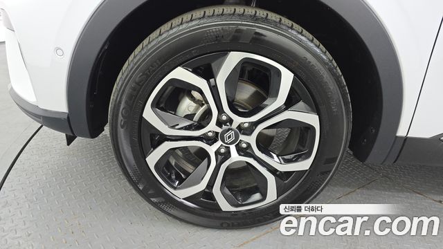 Renault Samsung Arkana 1.6 E-TECH Iconic - фото 4