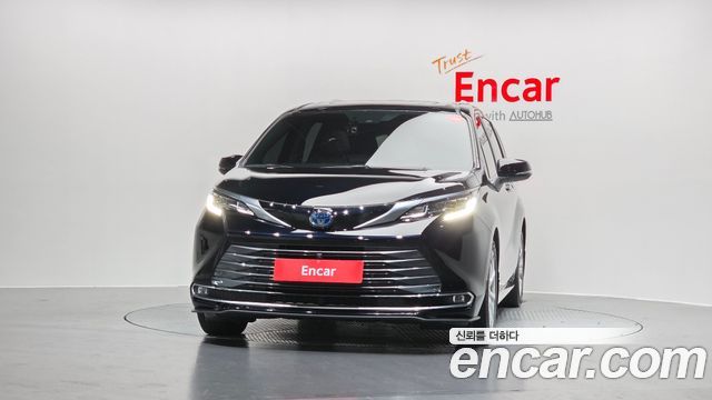 Toyota Sienna 4-го поколения 2.5 Hybrid 2WD - фото 2