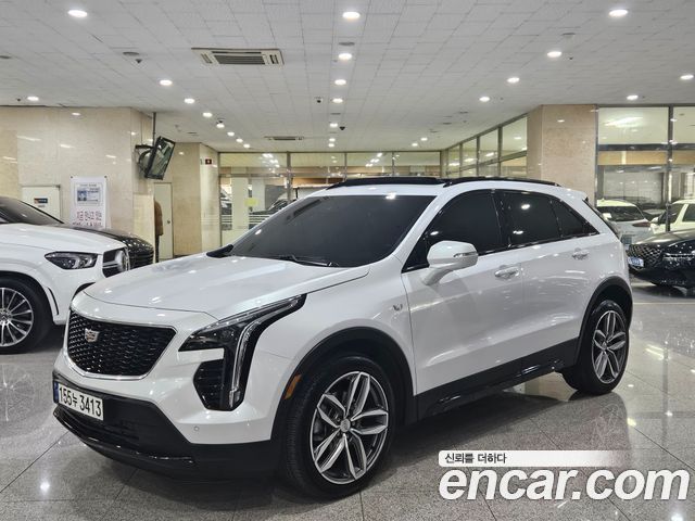 Cadillac XT4 2.0 Sport AWD - фото 0