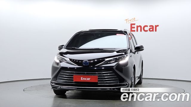 Toyota Sienna 4-го поколения 2.5 Hybrid AWD - фото 1
