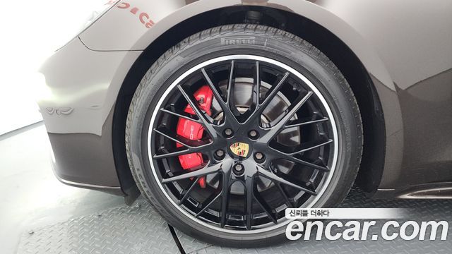 Porsche Panamera 4.0 GTS - фото 4