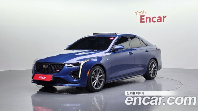 Cadillac CT4 2.0 Sport - фото 0