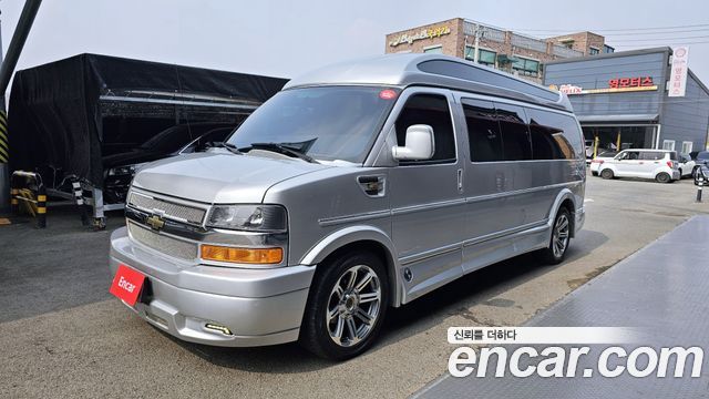 Chevrolet Express Van 6.0 - фото 0