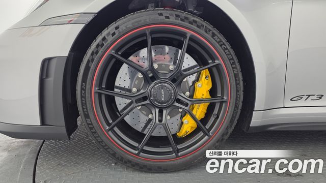Porsche 911 GT3 - фото 4