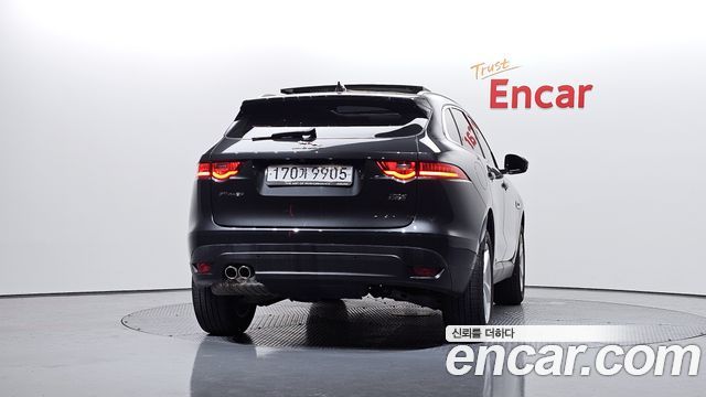 Jaguar F-PACE 20d Prestige - фото 3