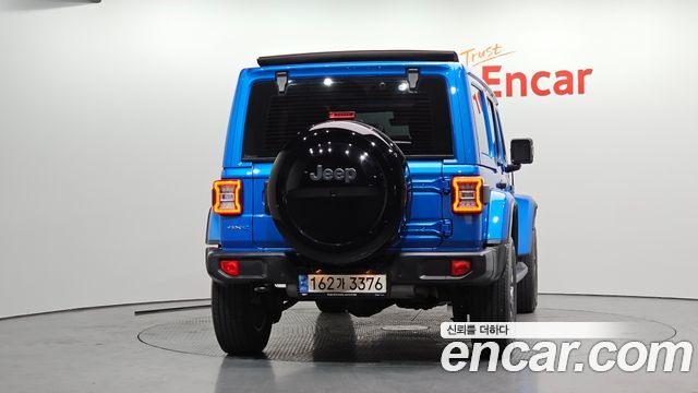 Jeep Wrangler JL 2.0 Overland Power Top 4Door 4xe - фото 3