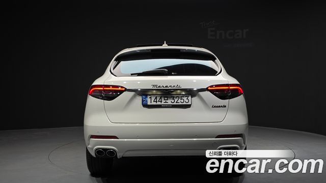 Maserati Levante 2.0 GT AWD - фото 3