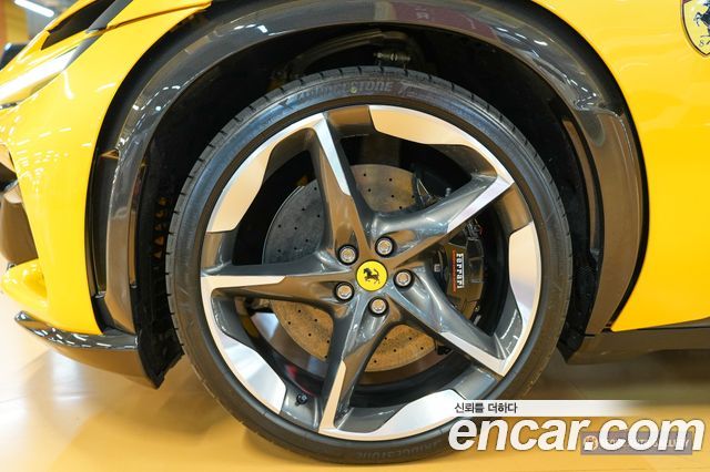 Ferrari Purosangue 6.5 V12 - фото 4