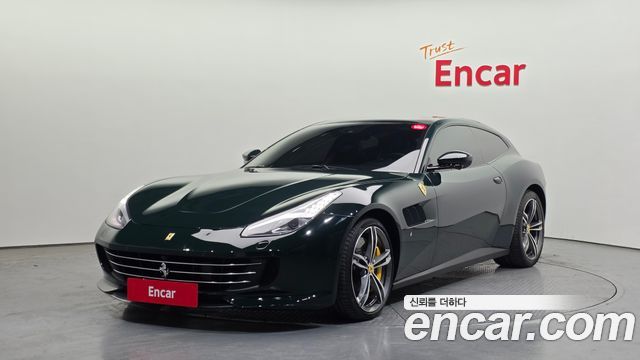 Ferrari GTC4 Lusso 6.3 V12 - фото 0