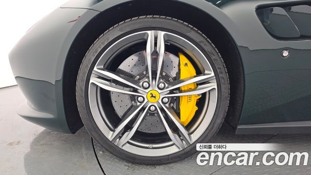 Ferrari GTC4 Lusso 6.3 V12 - фото 4